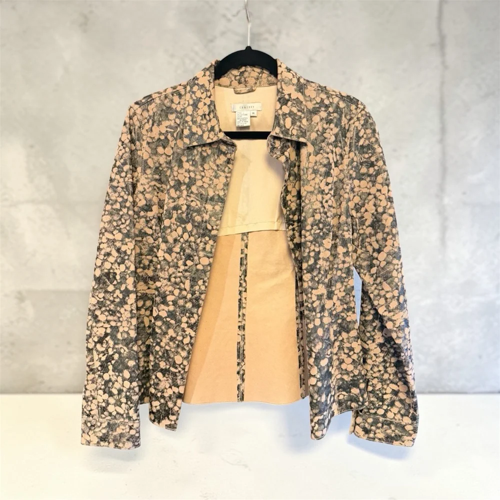 Women's Patterned Jacket - Picture 1 of 3